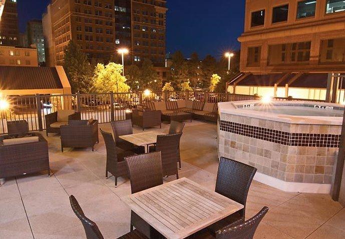 Hotel Courtyard Memphis Downtown Exterior foto